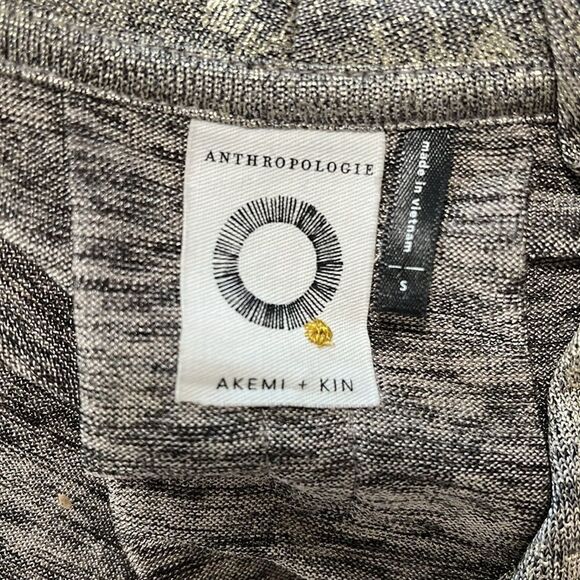 Anthropologie Akemi + Kin Metallic Sabrina Faux Wrap Top Size small - Picture 5 of 6